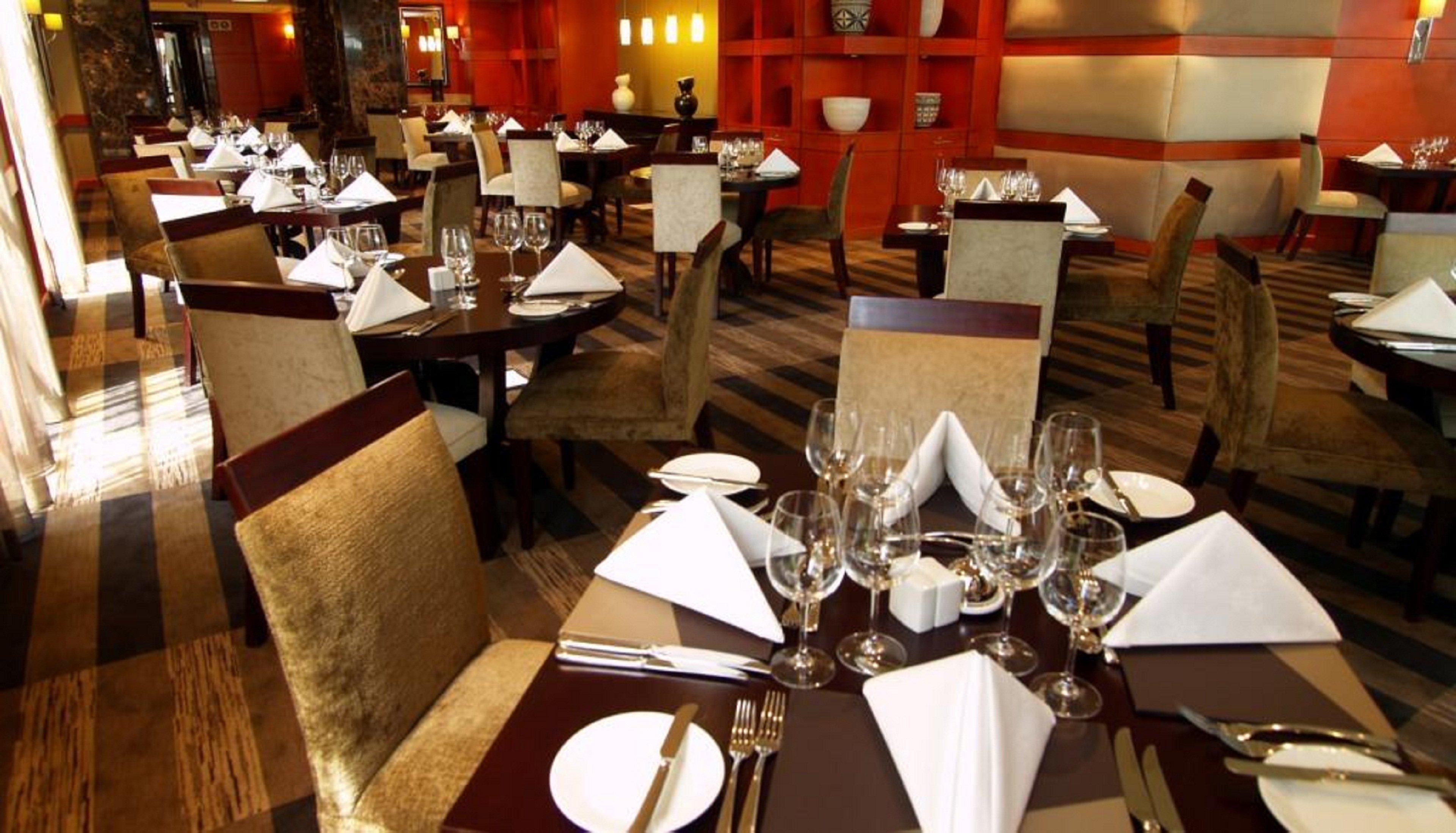 Intercontinental Johannesburg Or Tambo Airport Hotel By Ihg Кемптън Парк Екстериор снимка The interior of the restaurant
