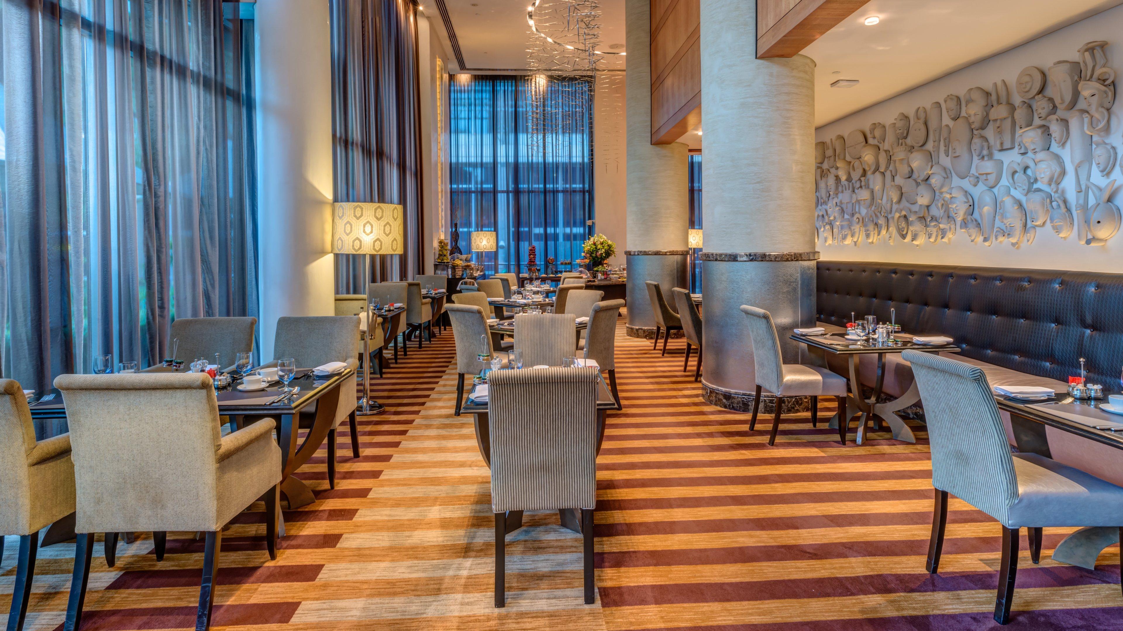 Intercontinental Johannesburg Or Tambo Airport Hotel By Ihg Кемптън Парк Екстериор снимка The restaurant